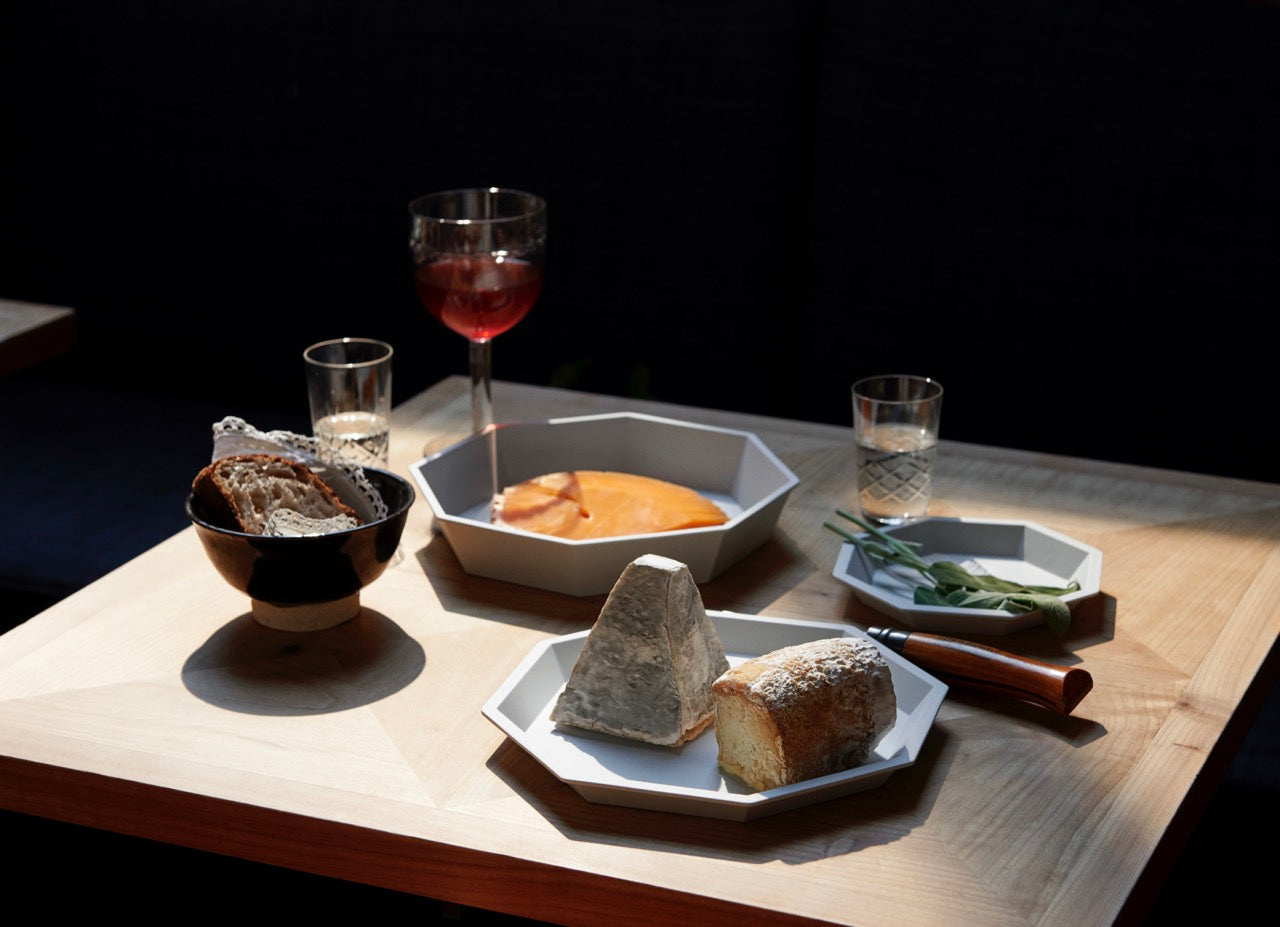 1616 / arita japan TY Anise Bowl Grey 220 / 150