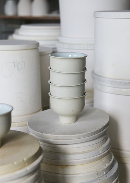 1616/ arita japan MANZ Tea Cup Brown/Blue/Natural