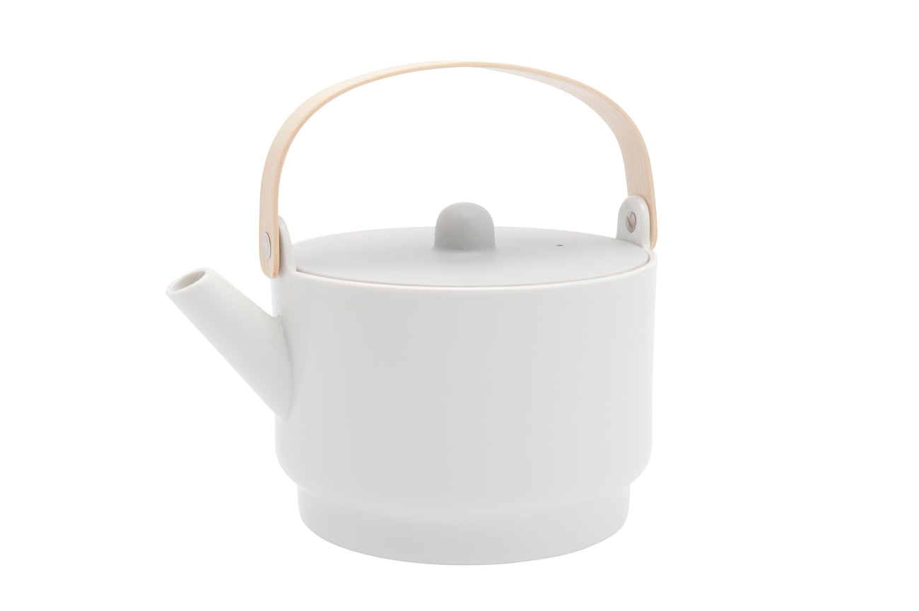 1616/ arita japan S&B Tea Pot White/Light Blue